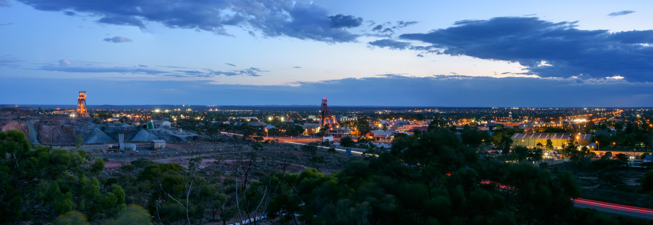 Kalgoorlie-Boulder at dusk